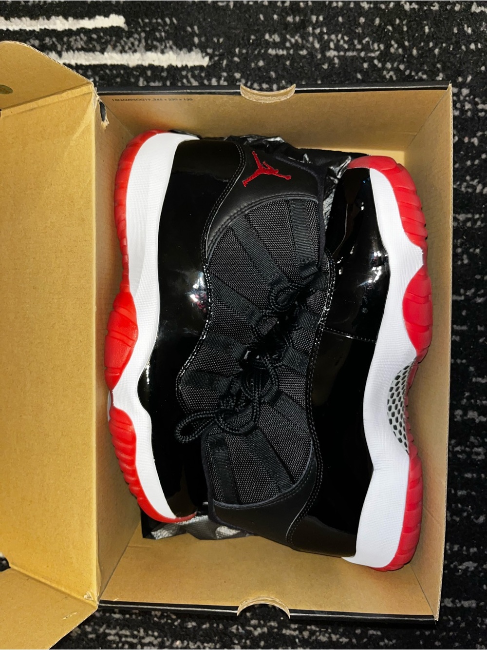 Jordan Retro 11 Bred